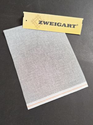 White Zweigart Stramin 88/100 (needle canvas) - 15x20 cm